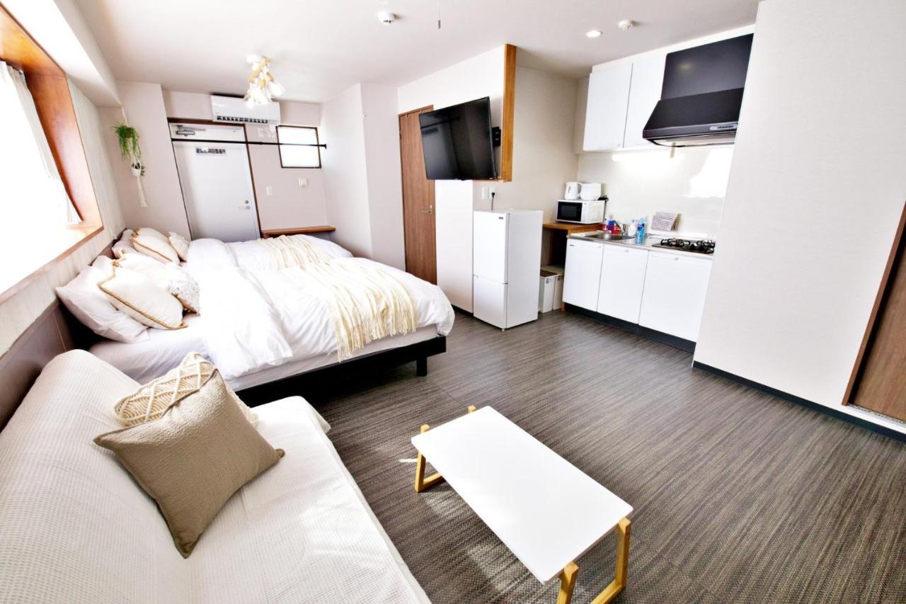 Tommy Condominium Wakasa 502 Naha Exteriör bild