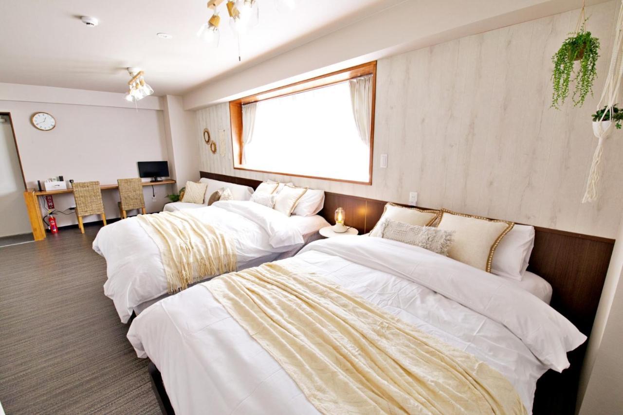 Tommy Condominium Wakasa 502 Naha Exteriör bild