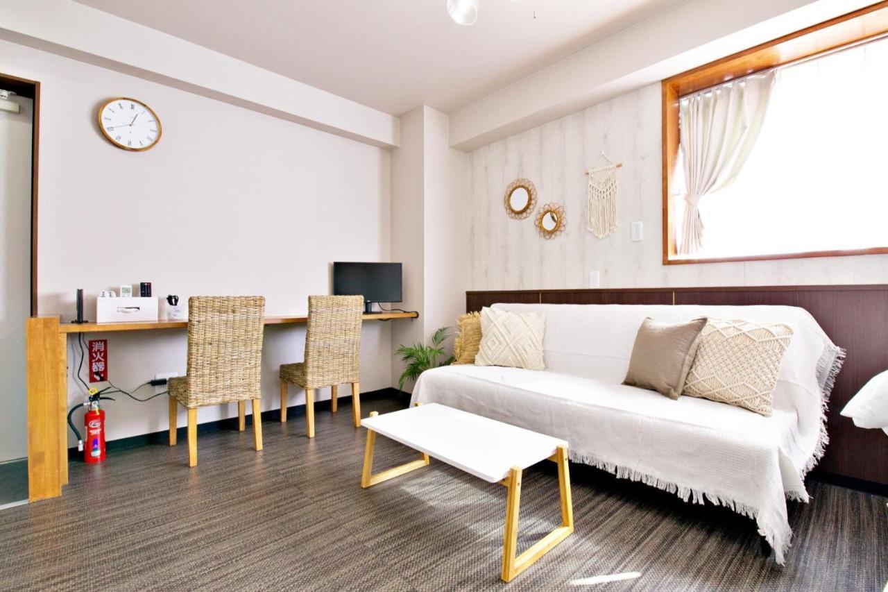 Tommy Condominium Wakasa 502 Naha Exteriör bild
